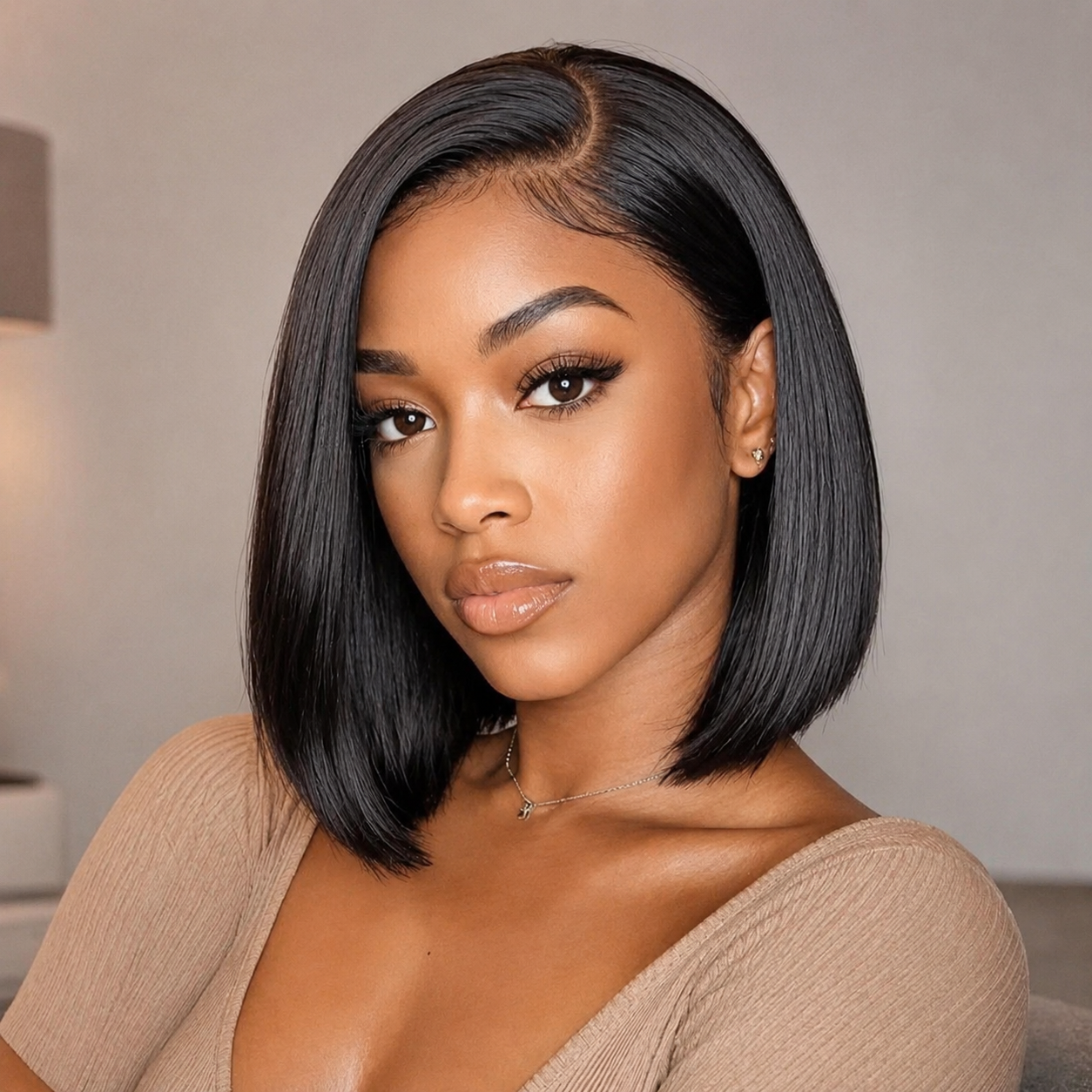 Encre - Bob Carré Lisse Plongeant │Tulle Raie Coté C │ Cheveux Vierges Indiens