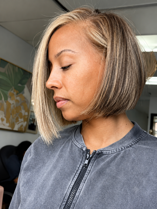 Givre - Bob Carré Lisse Plongeant │Lace 13x4 HD  │Cheveux Vierges Japonais